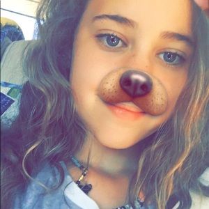 Meet your Posher, Ava